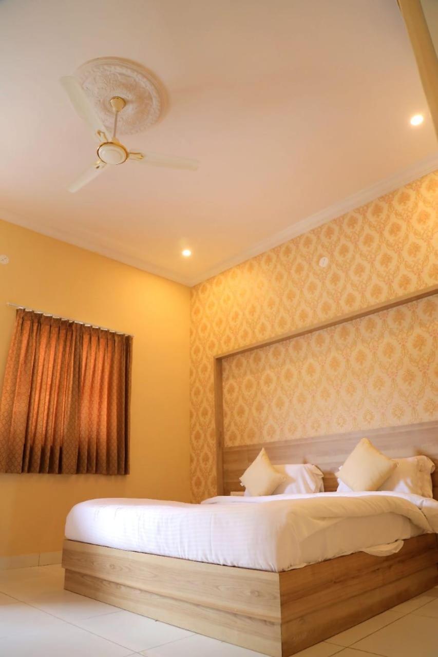 Keshav Resort Udaipur Exterior foto